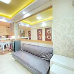 Modern 2Br Apartment At Suites @Metro By Travelio