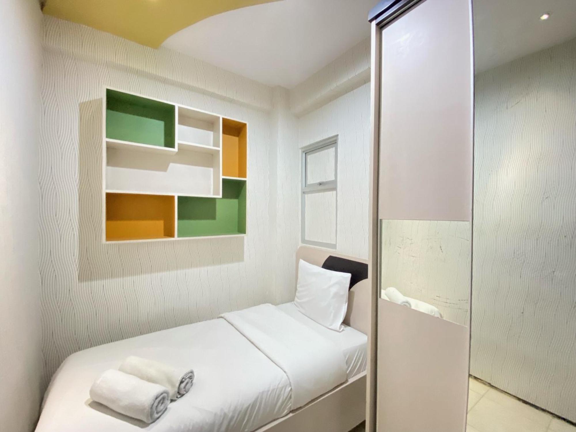 Modern 2br At @metro By Travelio Apartemen